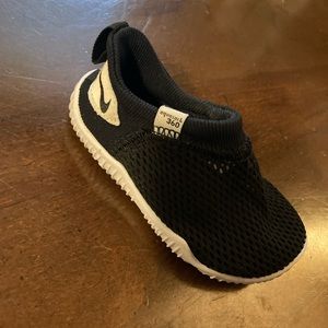 Nike Aquasock 360 - right shoe only!